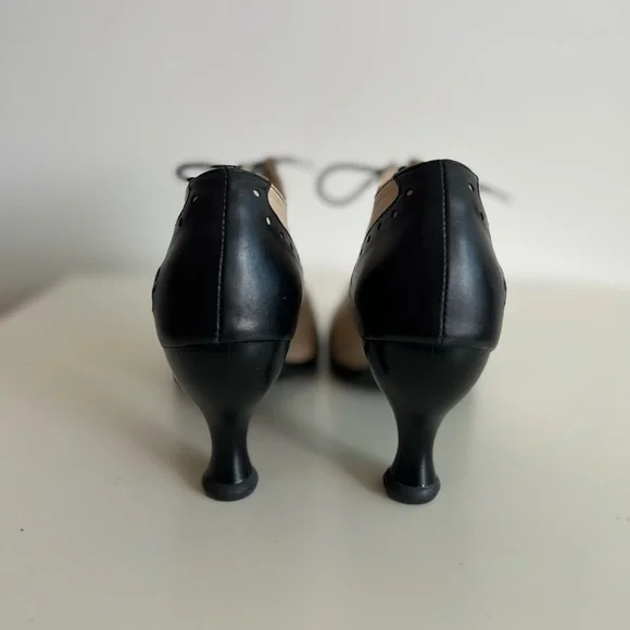 John Fluevog Brogue Heels - Picture 6 of 11